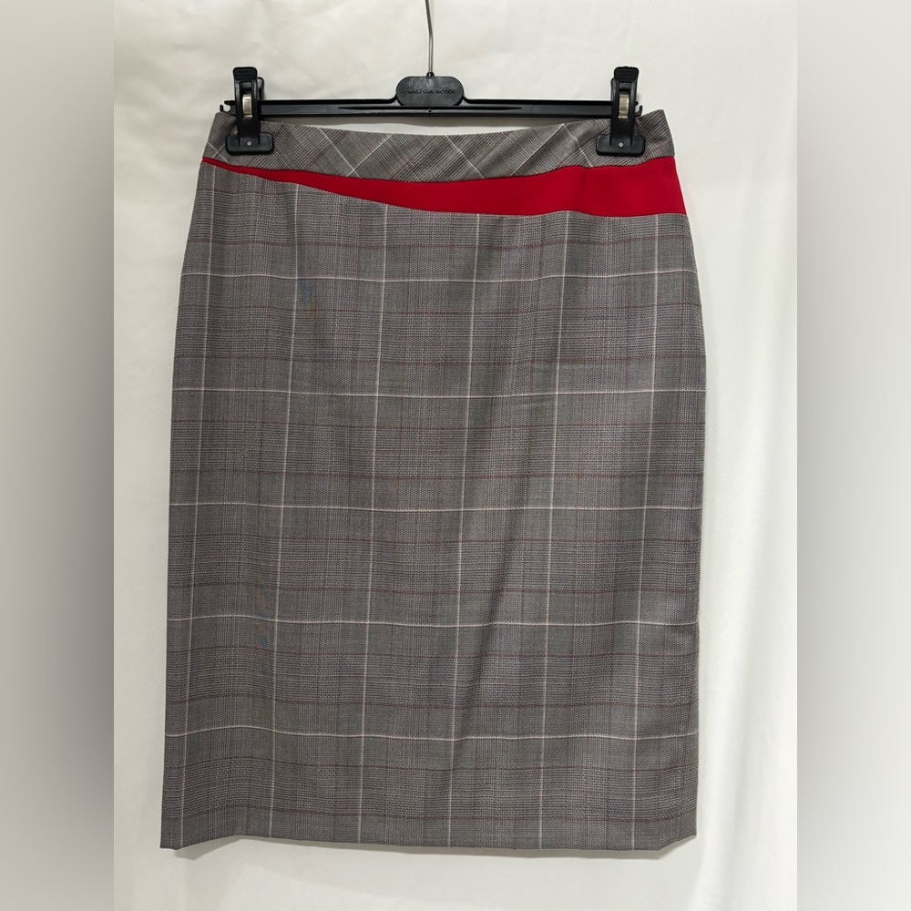 Escada Plaid Wool Pencil Skirt - Red Accent Waist & Kick Pleat - EU 38/ US 8